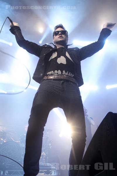 KASABIAN - 2011-11-22 - PARIS - Zenith - 